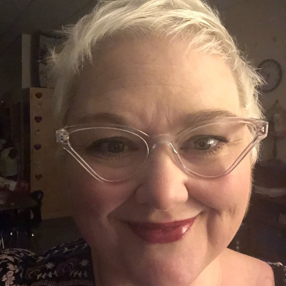 Meet your Posher, Amy